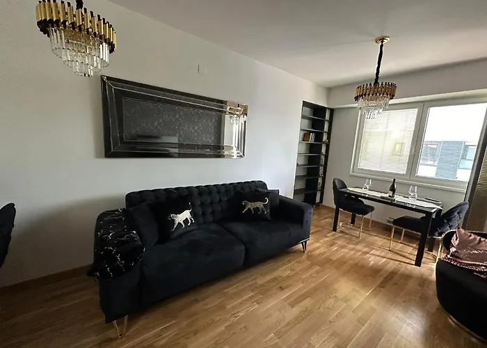 Royal Casa Апартаменти