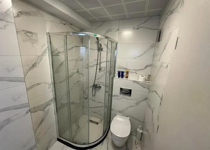 Royal Casa Скоп'є